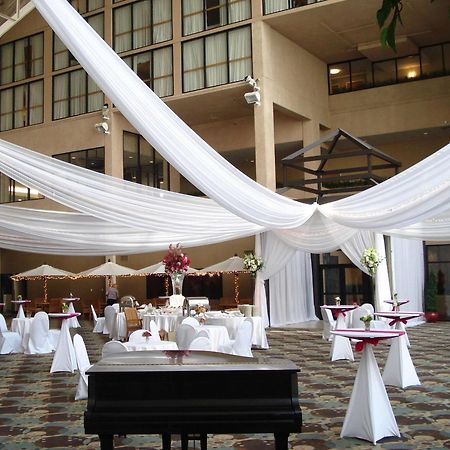 Doubletree By Hilton St Paul Downtown Hotell Saint Paul Restaurant bilde