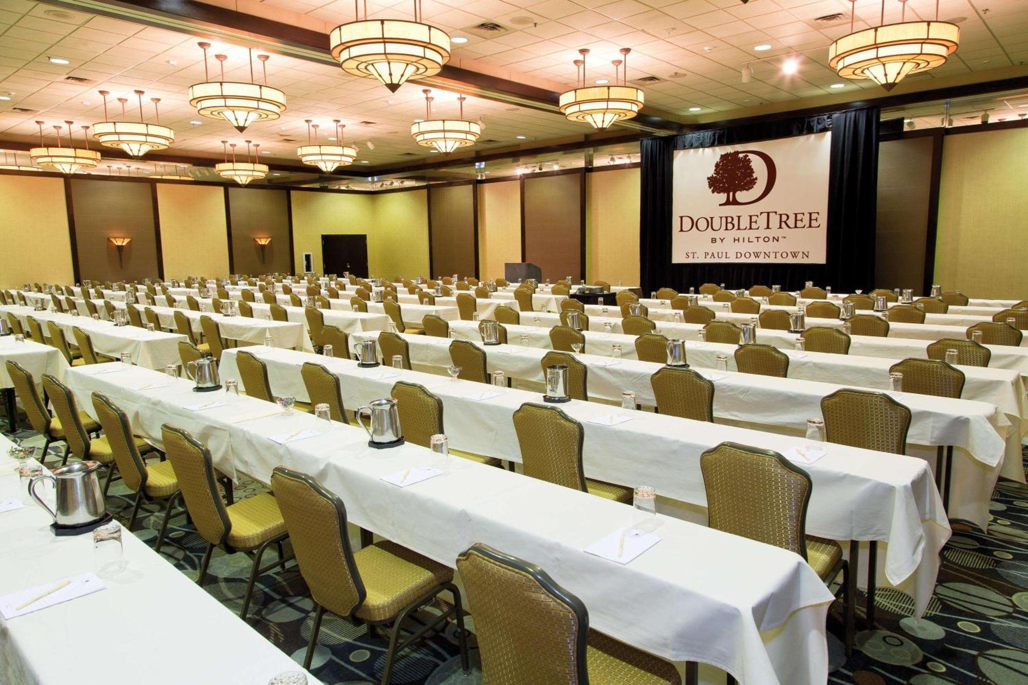Doubletree By Hilton St Paul Downtown Hotell Saint Paul Eksteriør bilde