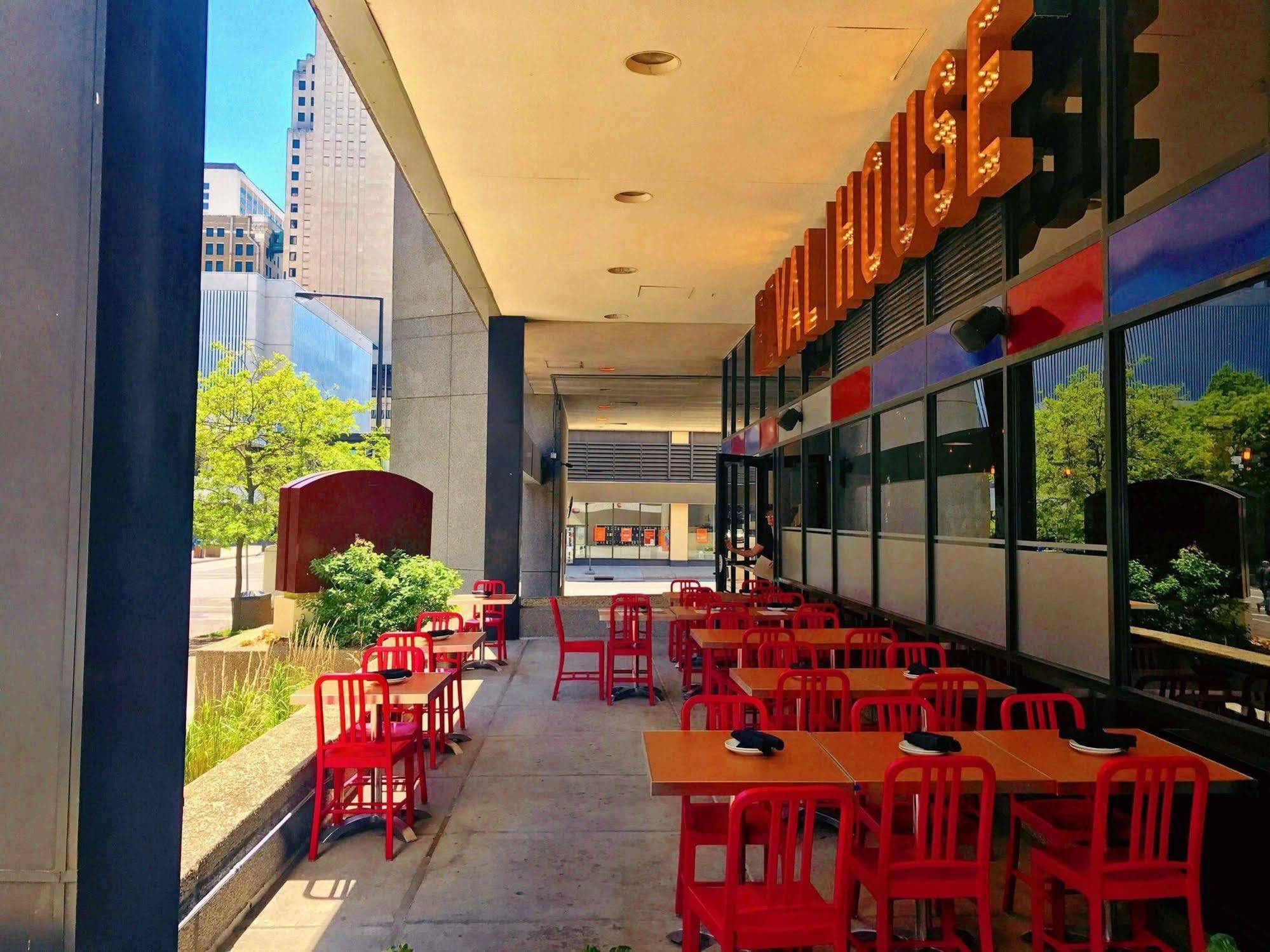 Doubletree By Hilton St Paul Downtown Hotell Saint Paul Eksteriør bilde